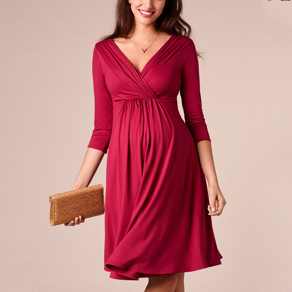 Mune's Cradle V-Neck Pull-Down Maternity & Breastfeeding Dress