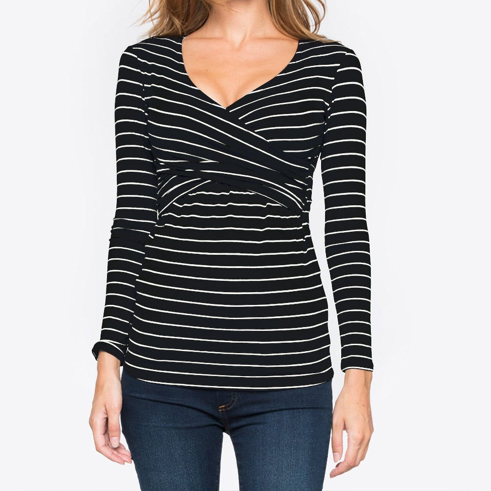 Mune's Cradle Long Sleeve V-Neck Lift-Up Breastfeeding & Pregnancy Shirt