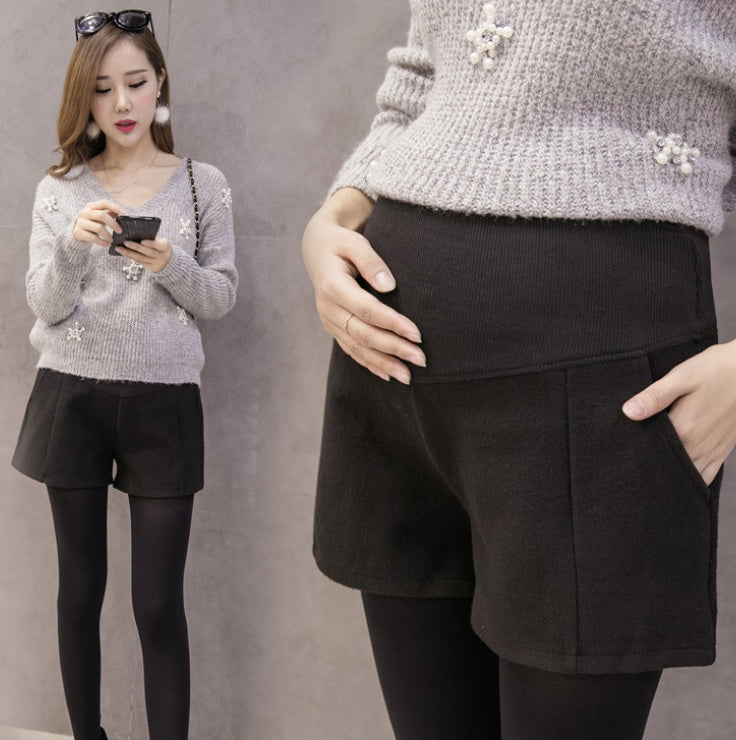 Mune's Cradle High Rise Maternity Shorts with Soft Elastic Belly Band